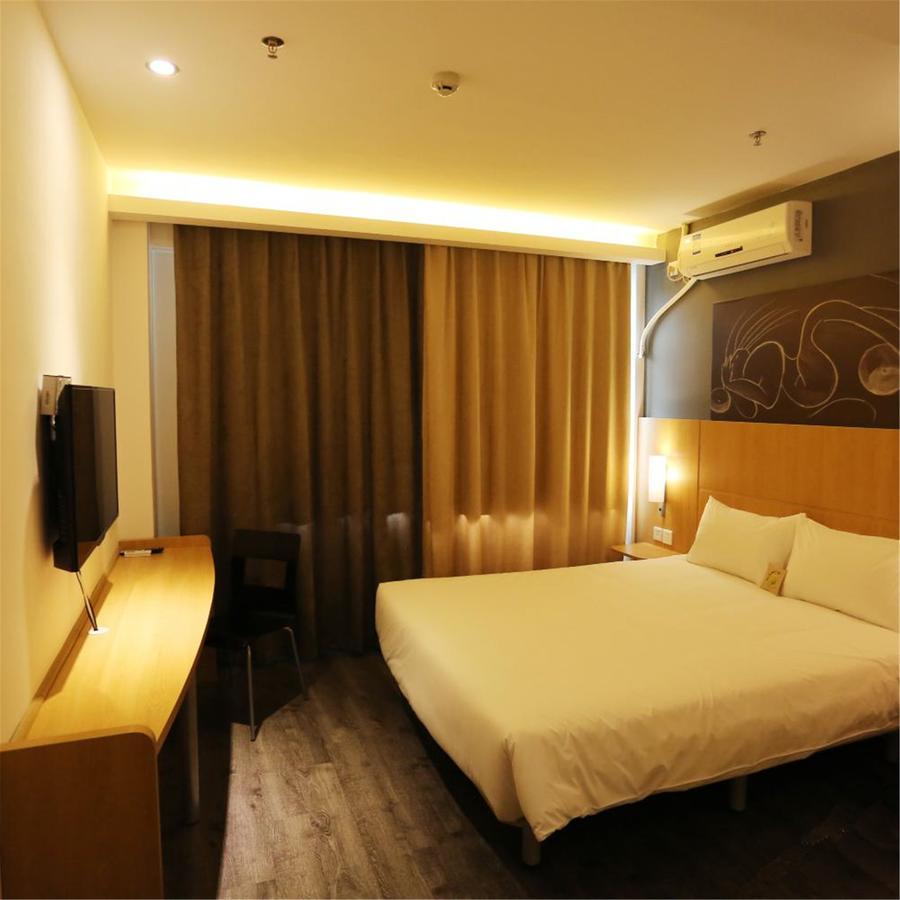 Ibis Jinzhou Yunfei St Hotel ภายนอก รูปภาพ